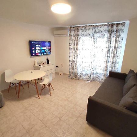 Прекрасная Студия В Двух Минутах От Пляжа Torrevieja Exterior foto